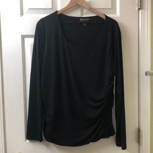 Forever 21 Black Top with Rauched Sides | Women’s Size 3X